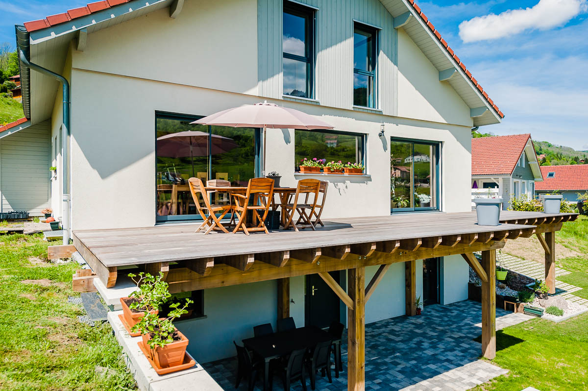 Création d’un balcon en bois dans les Vosges